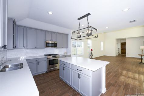 2069 Flametree New Braunfels TX 78132