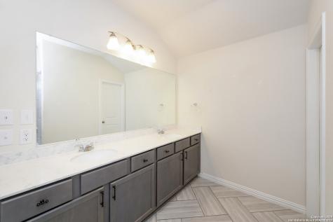2069 Flametree New Braunfels TX 78132