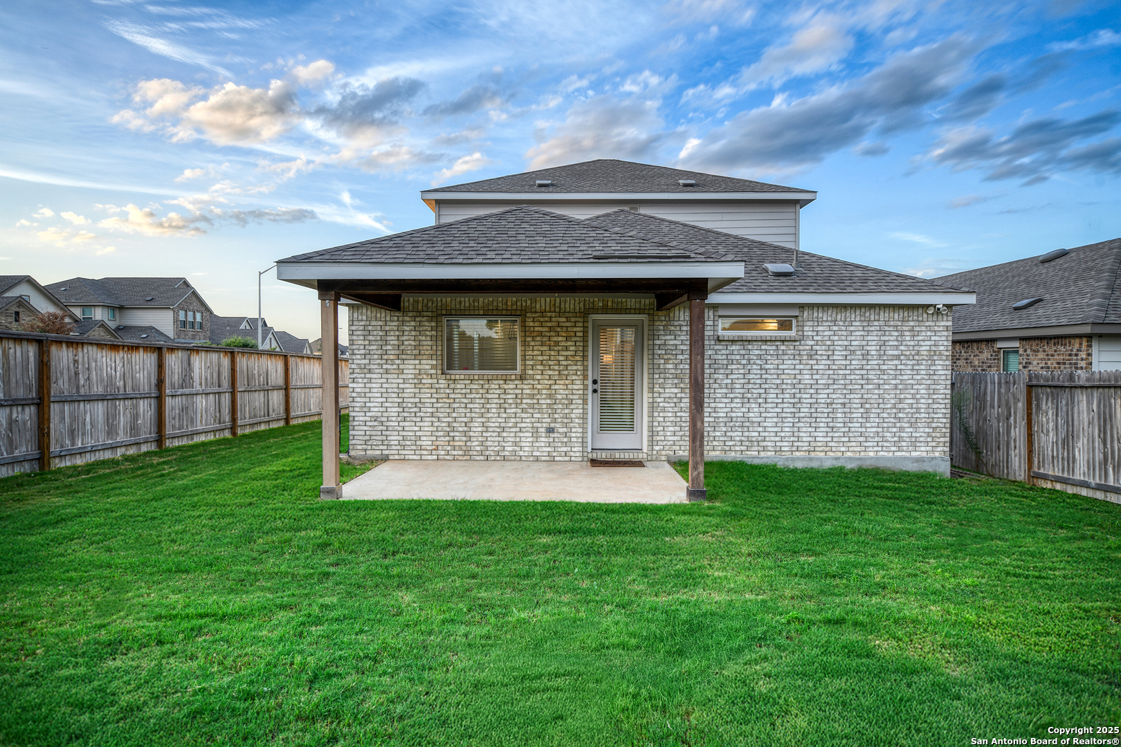 2069 Flametree New Braunfels TX 78132