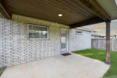 2069 Flametree New Braunfels TX 78132
