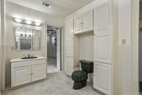527 Kings Court San Antonio TX 78212