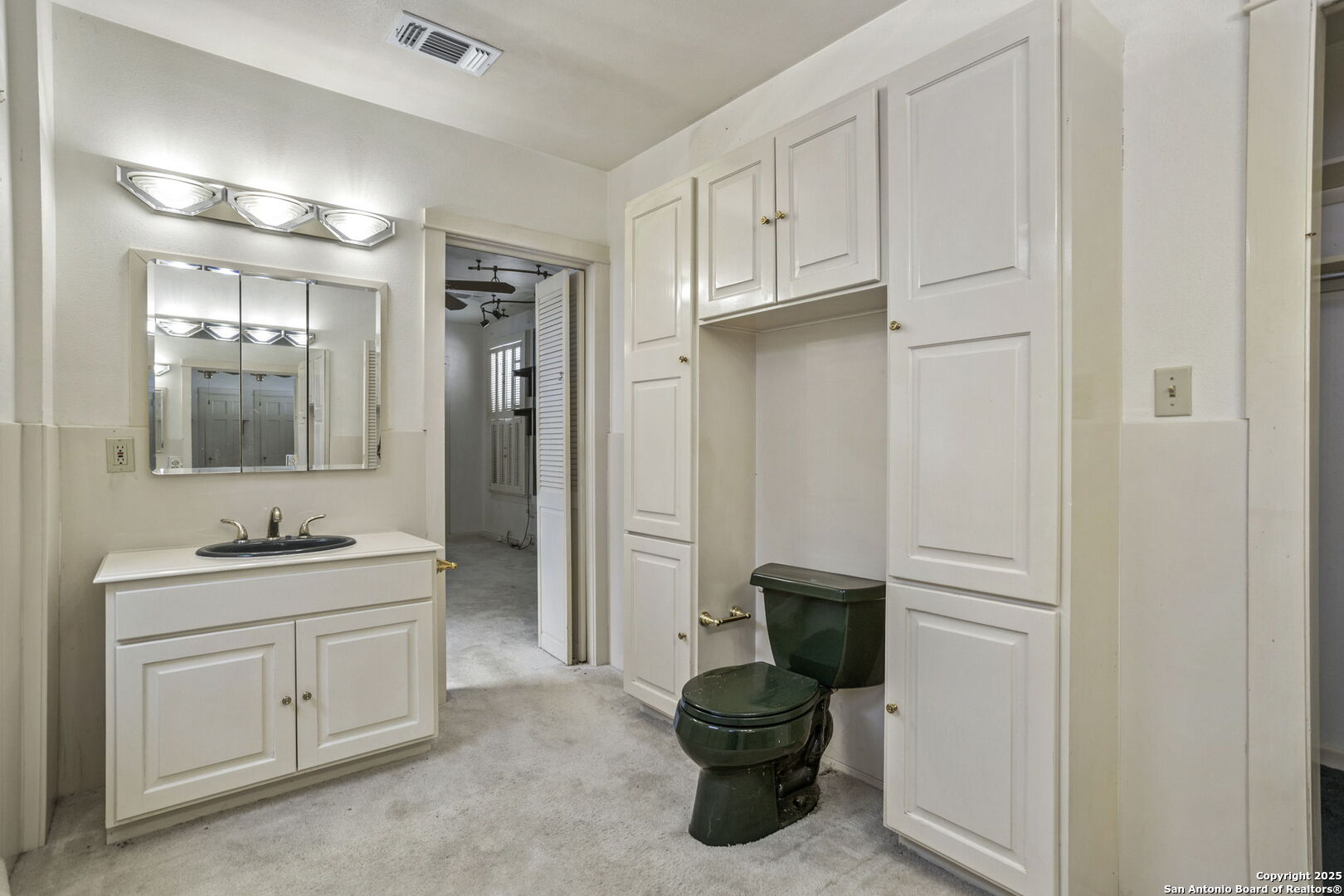 527 Kings Court San Antonio TX 78212