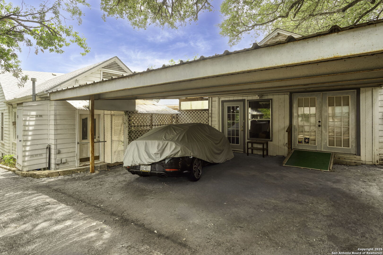 527 Kings Court San Antonio TX 78212