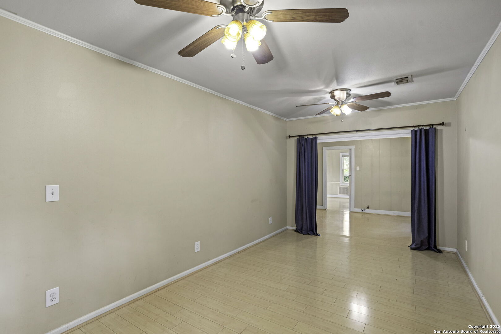 527 Kings Court San Antonio TX 78212