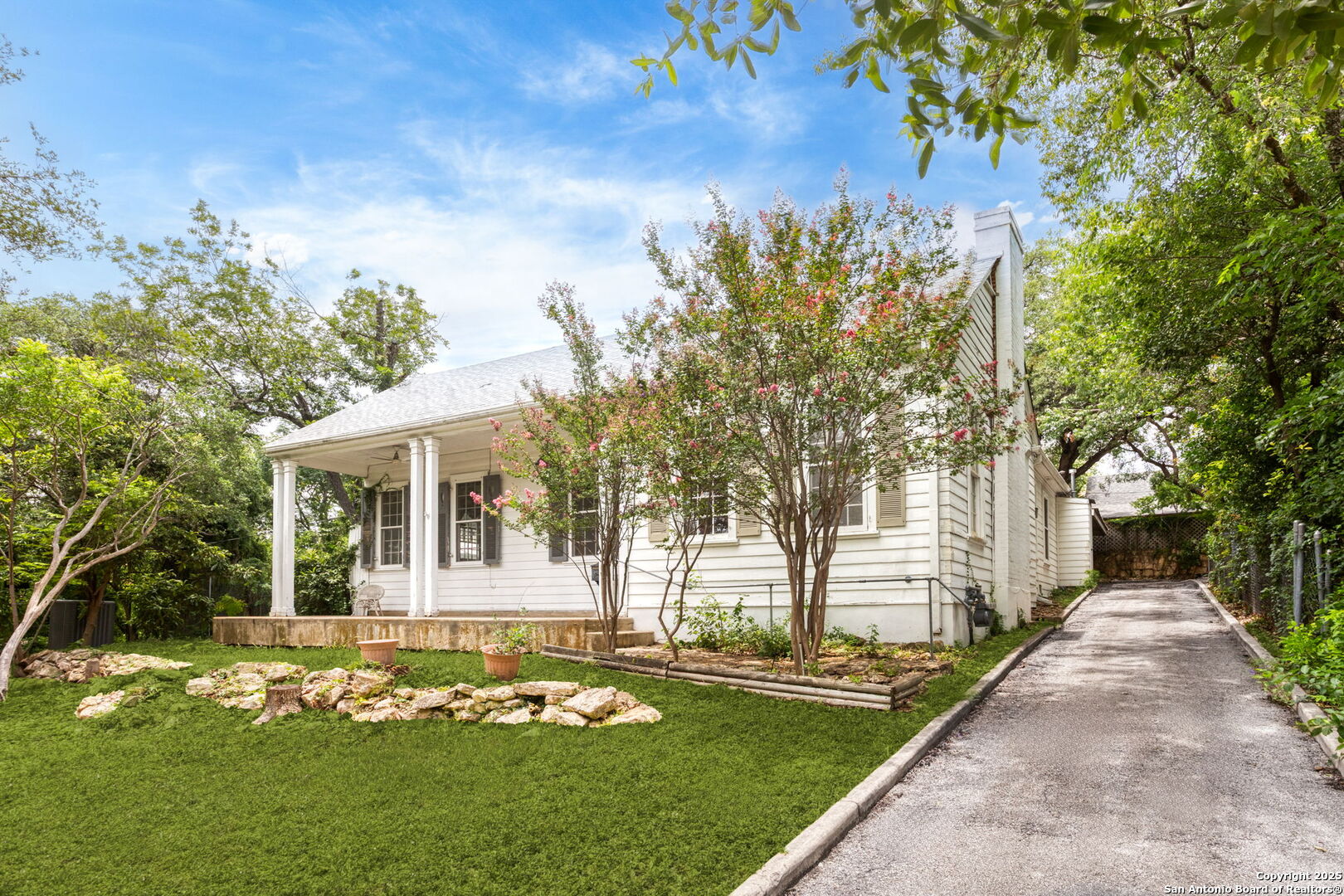 527 Kings Court San Antonio TX 78212