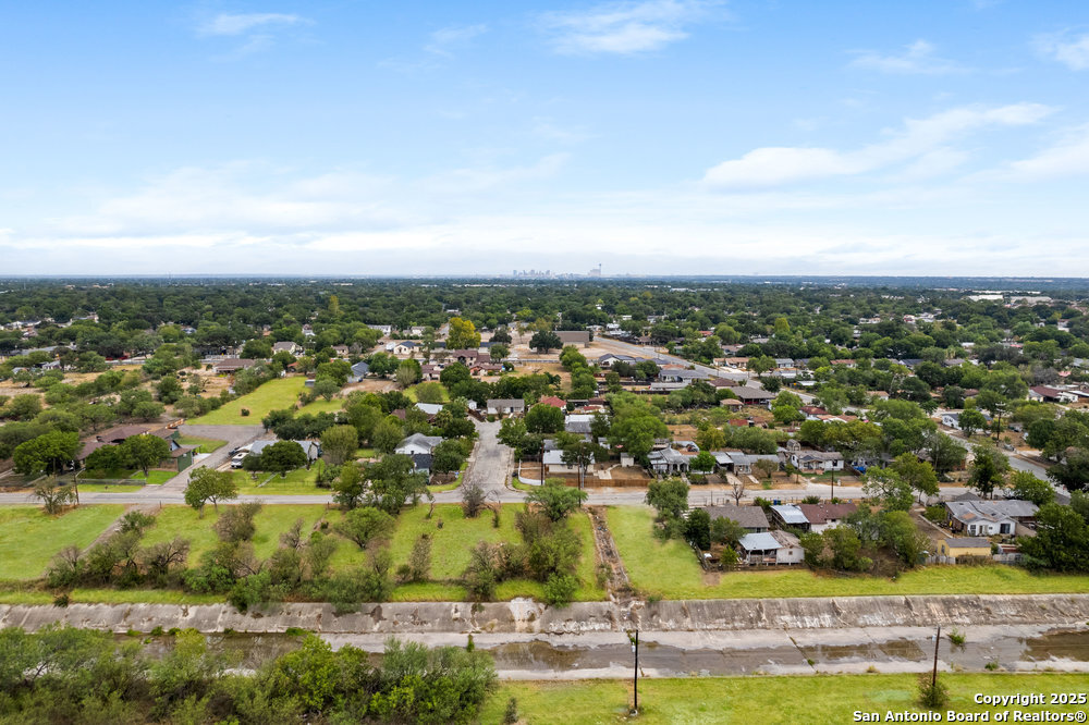 526 E Ansley Street San Antonio TX 78221