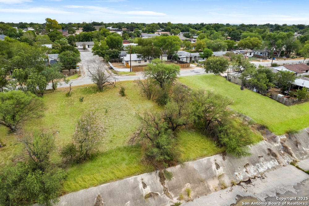 526 E Ansley Street San Antonio TX 78221