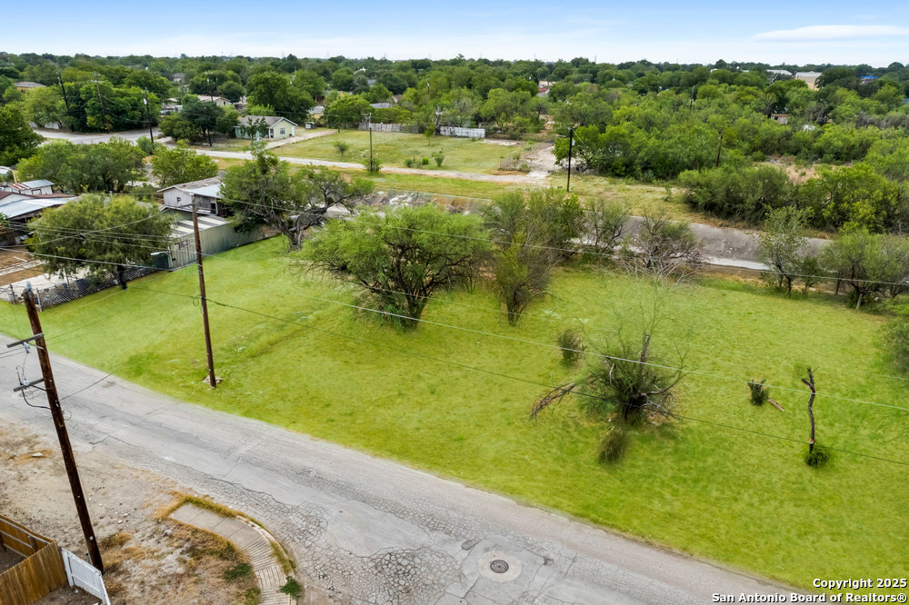 526 E Ansley Street San Antonio TX 78221