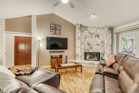 13046 Hunters Breeze San Antonio TX 78230