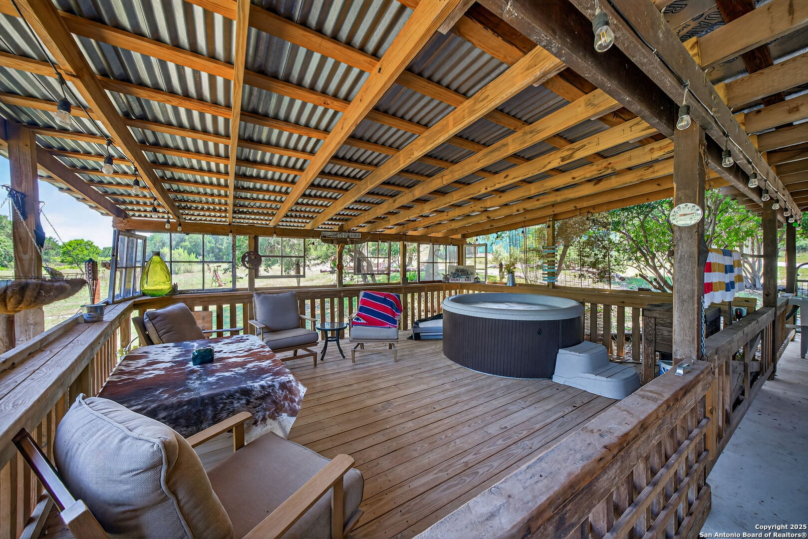 924 Wagon Creek Bandera TX 78003