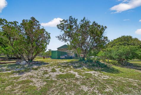 924 Wagon Creek Bandera TX 78003