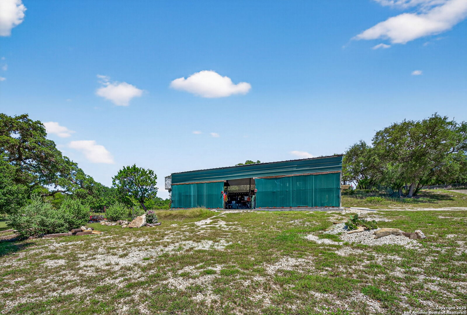 924 Wagon Creek Bandera TX 78003