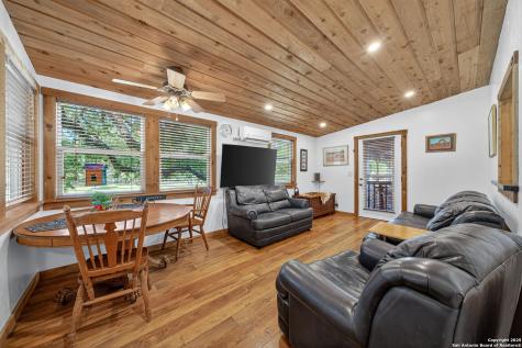 924 Wagon Creek Bandera TX 78003
