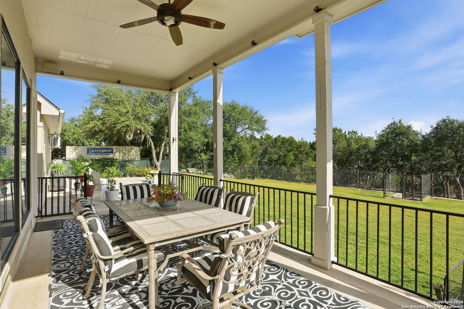 426 County Road 2801 W Mico TX 78056