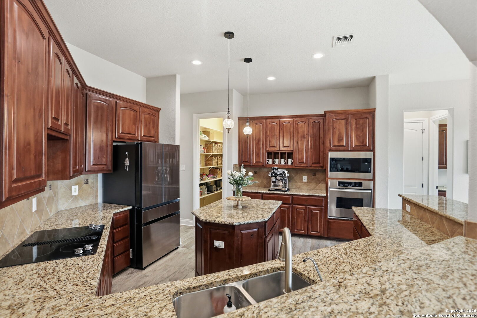426 County Road 2801 W Mico TX 78056