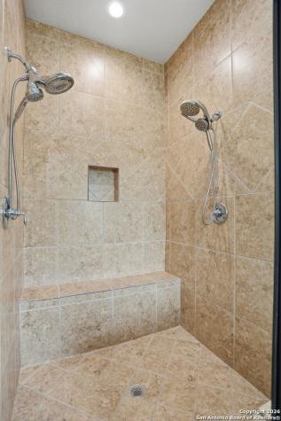 426 County Road 2801 W Mico TX 78056