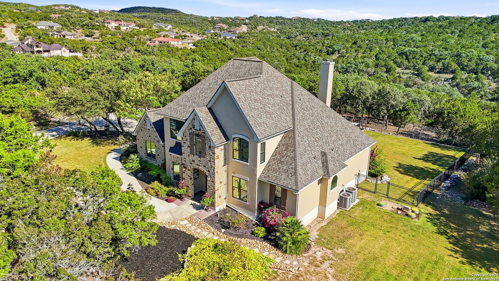 426 County Road 2801 W Mico TX 78056