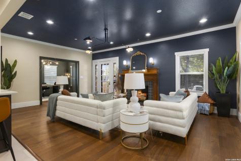 315 E Craig Place San Antonio TX 78212