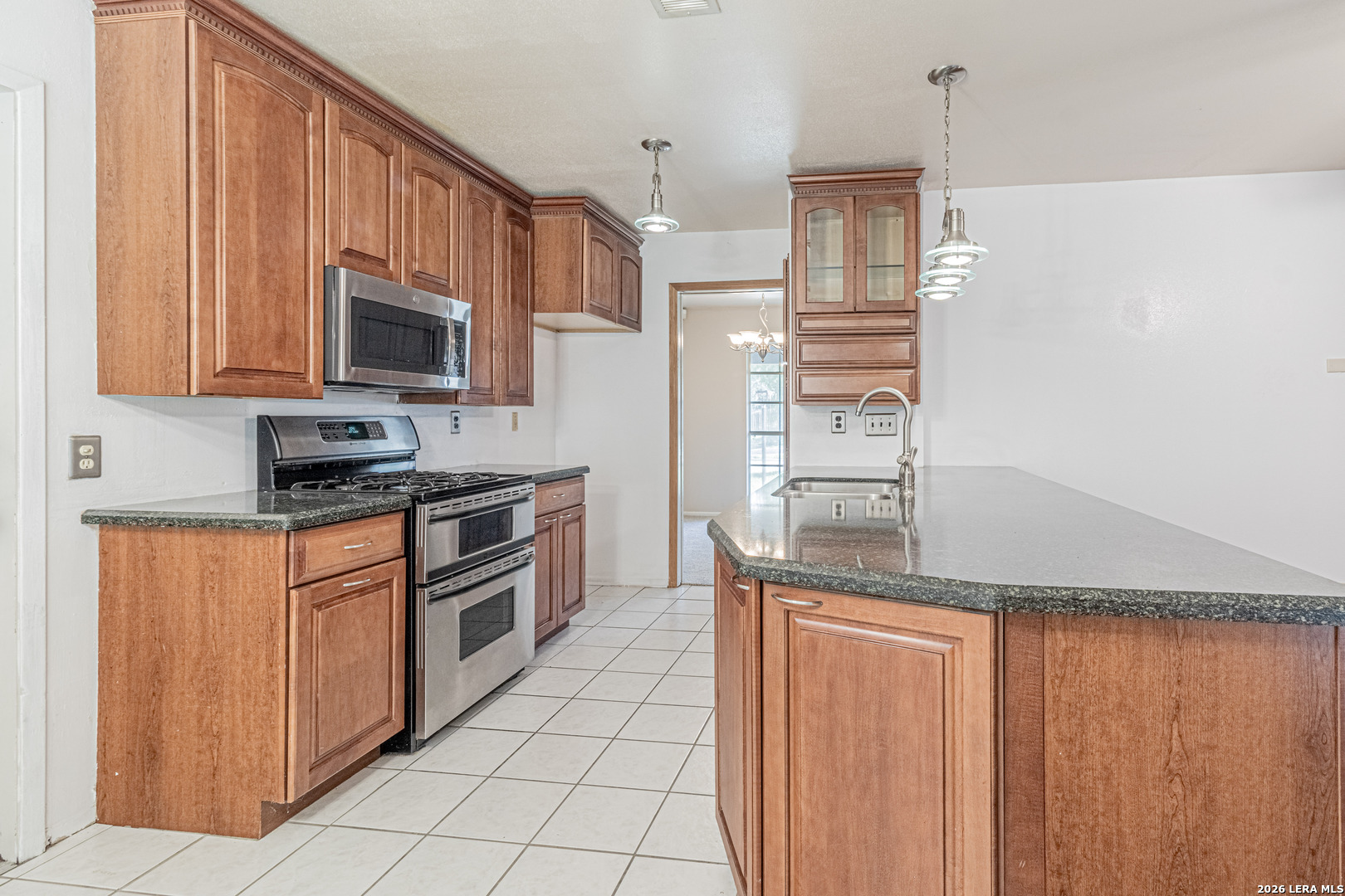 4002 Stathmore San Antonio TX 78217