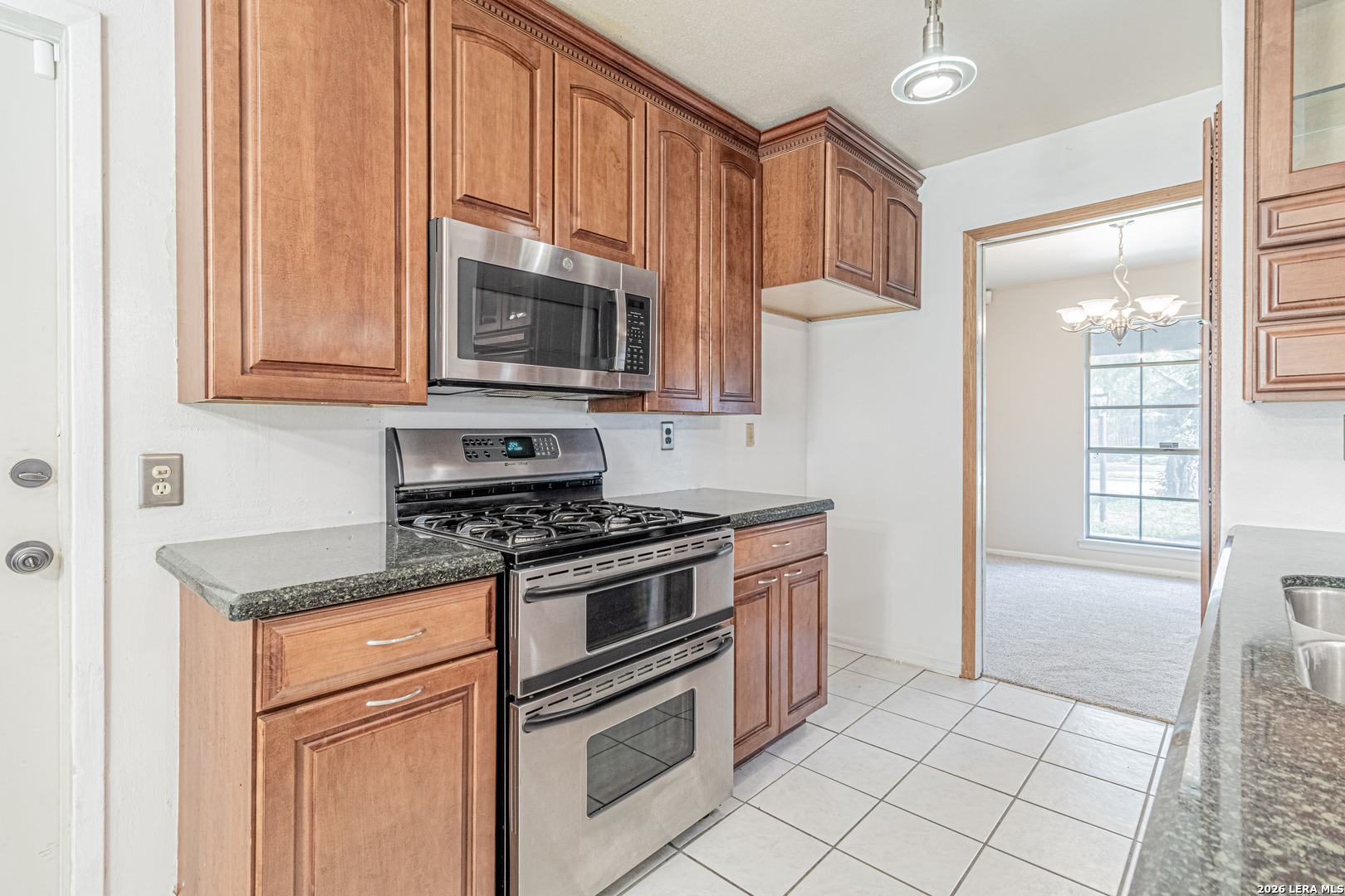 4002 Stathmore San Antonio TX 78217