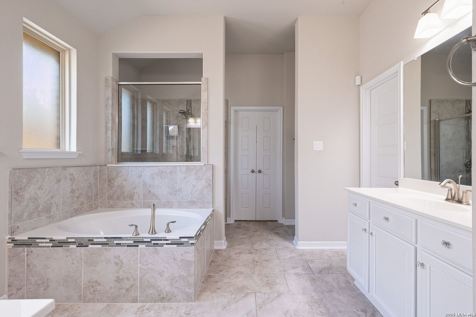 7618 Mckinney Hills San Antonio TX 78254