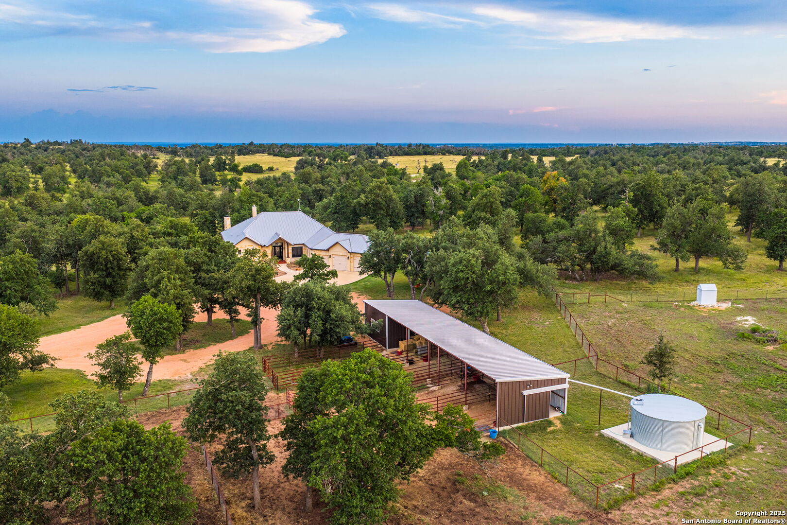 1554 Vintage Oaks Drive Fredericksburg TX 78624