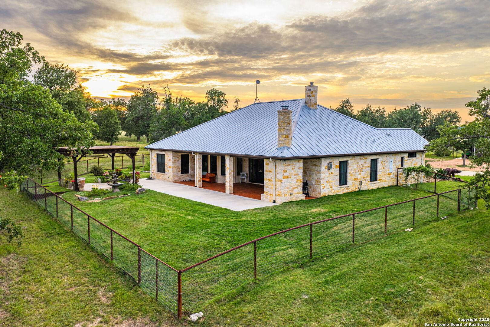 1554 Vintage Oaks Drive Fredericksburg TX 78624