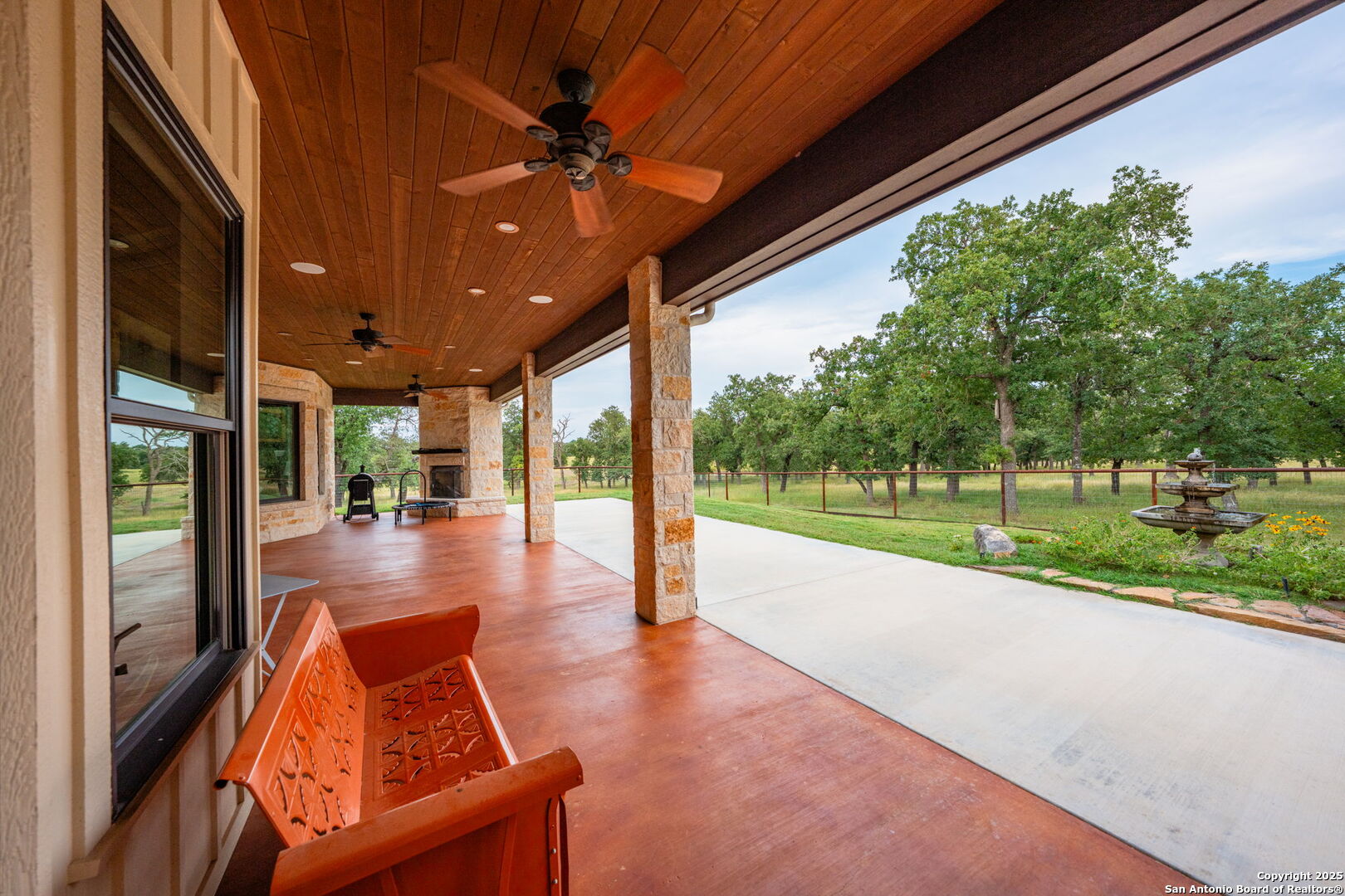 1554 Vintage Oaks Drive Fredericksburg TX 78624