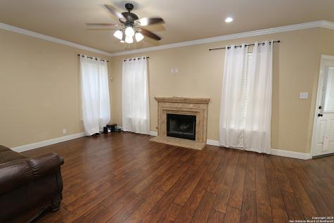 4922 Rosemoss San Antonio TX 78249