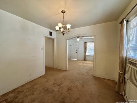 227 Cavalier Avenue San Antonio TX 78225