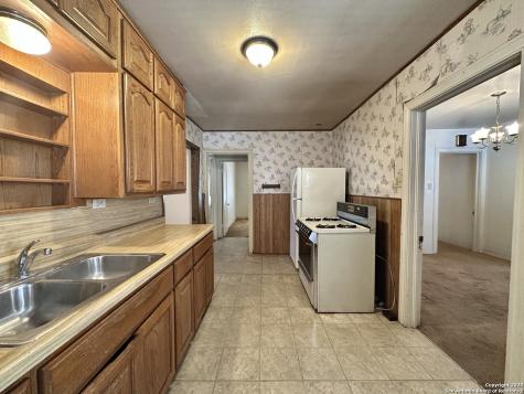 227 Cavalier Avenue San Antonio TX 78225