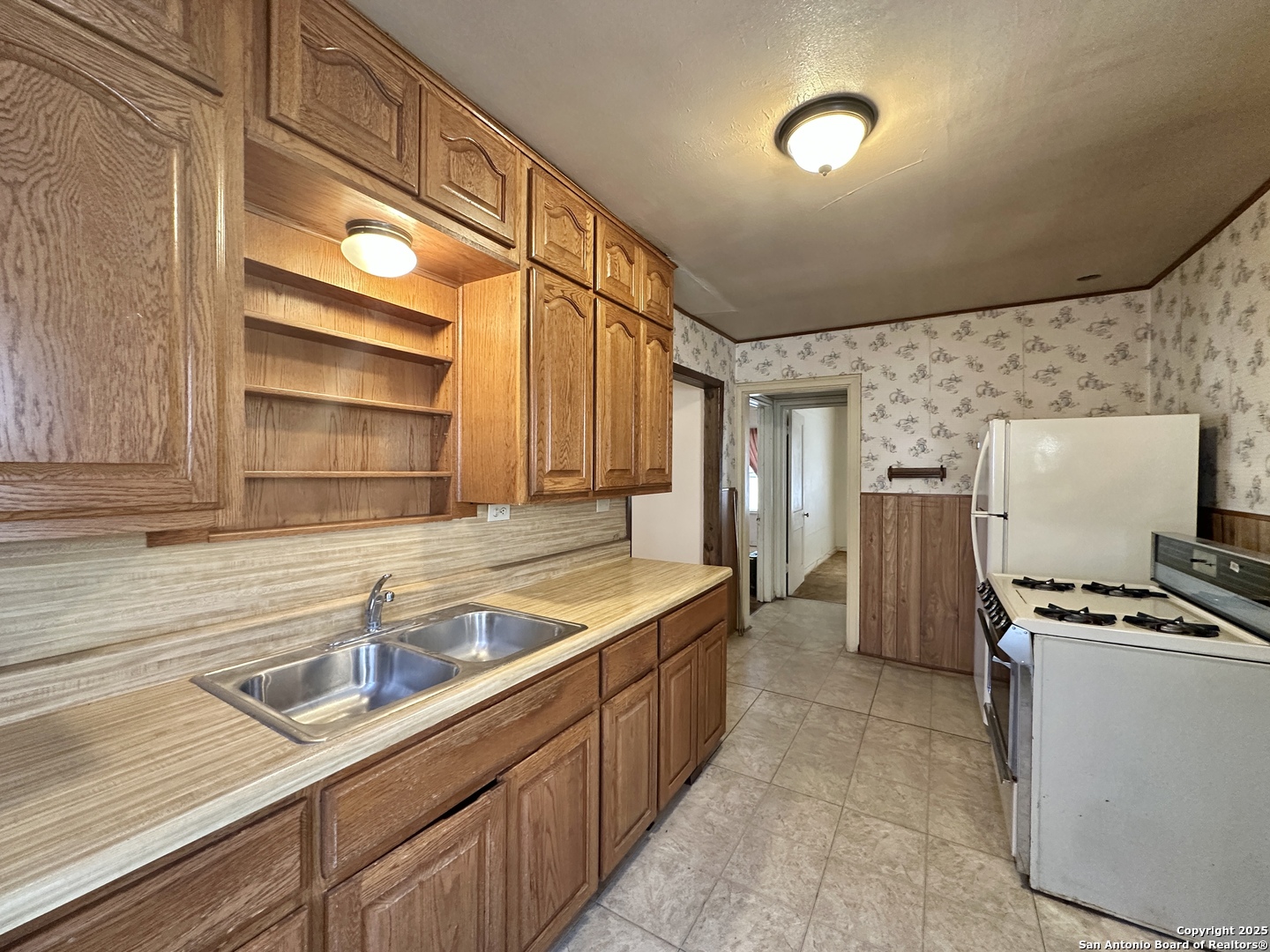 227 Cavalier Avenue San Antonio TX 78225