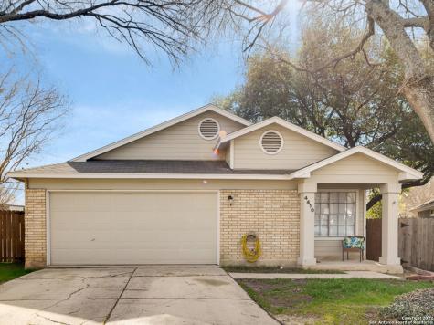 4410 Knollmanor San Antonio TX 78247