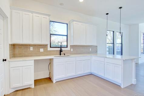 1115 N Palmetto San Antonio TX 78202