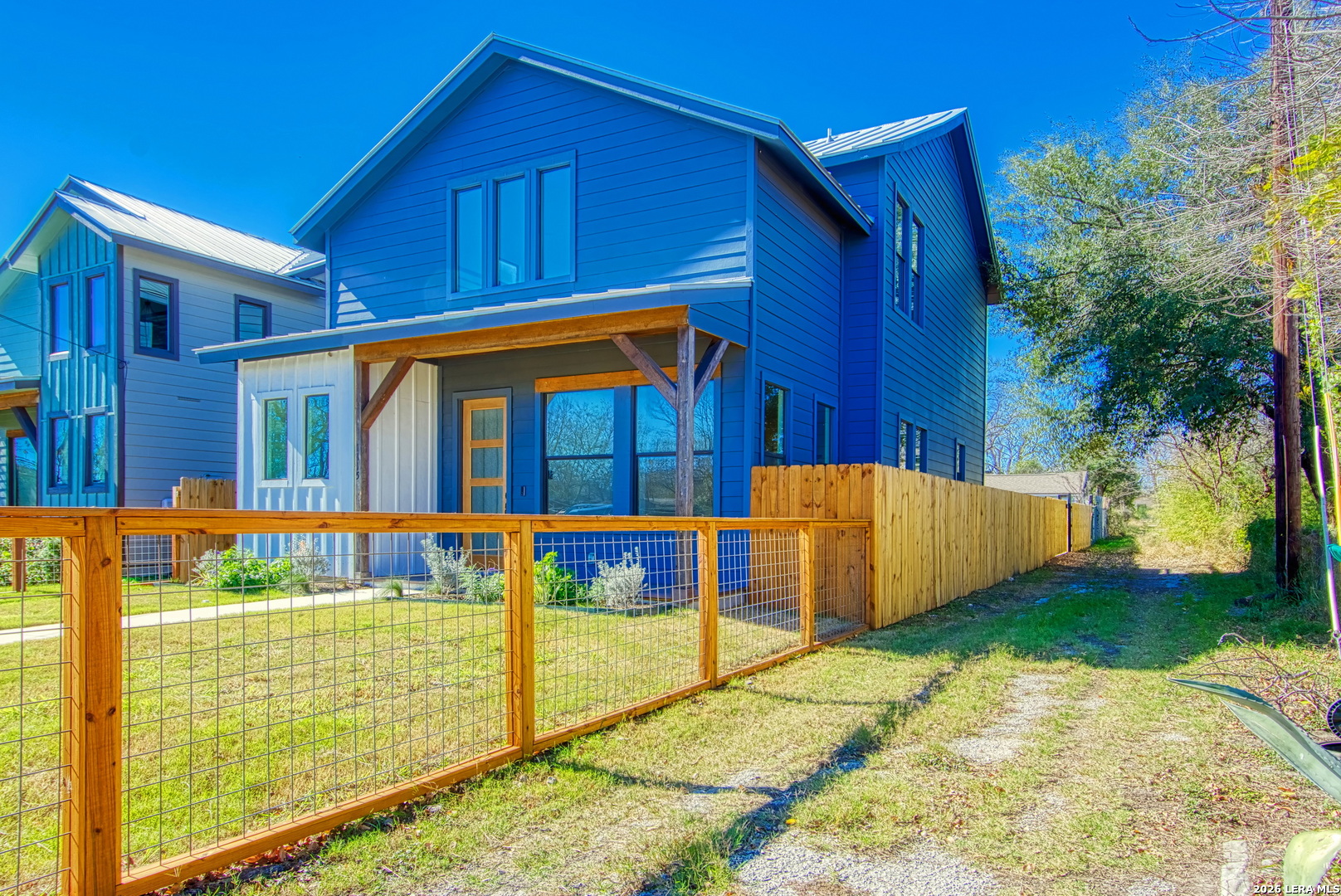 1115 N Palmetto San Antonio TX 78202