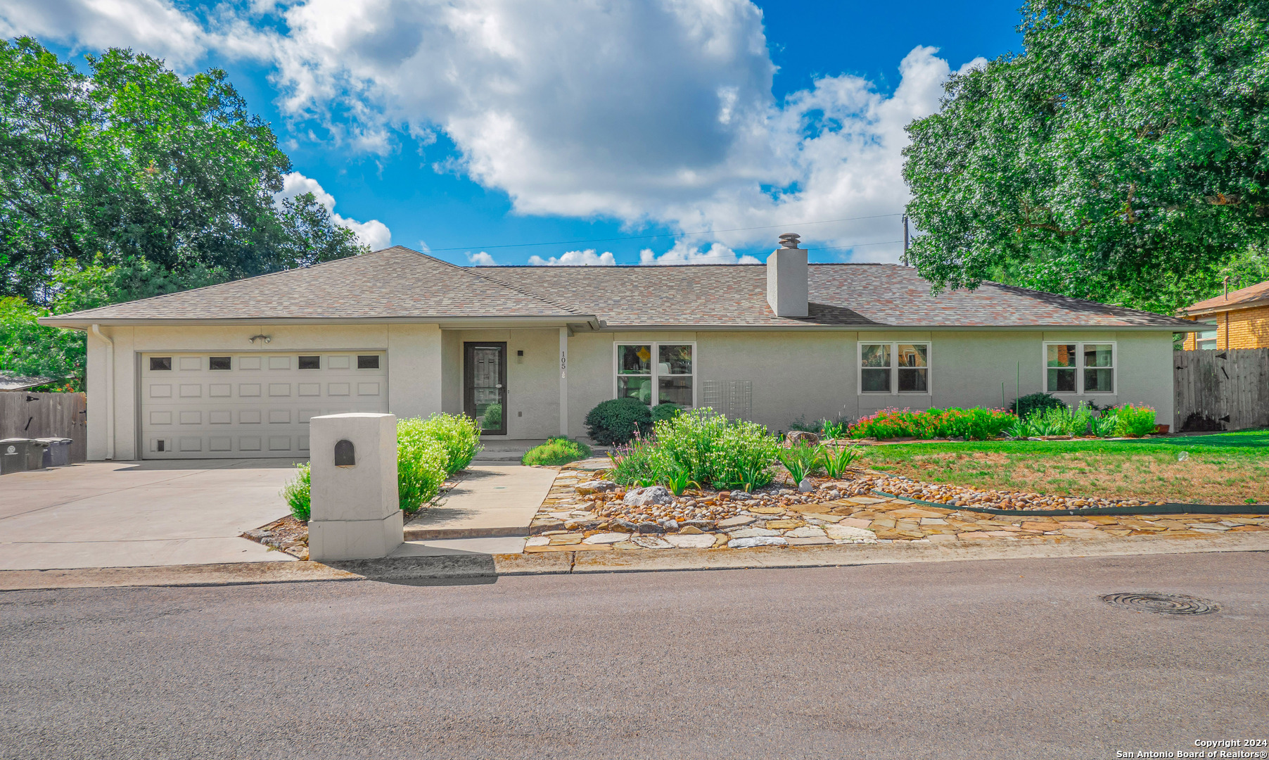 105 W Tanglewood Drive New Braunfels TX 78130