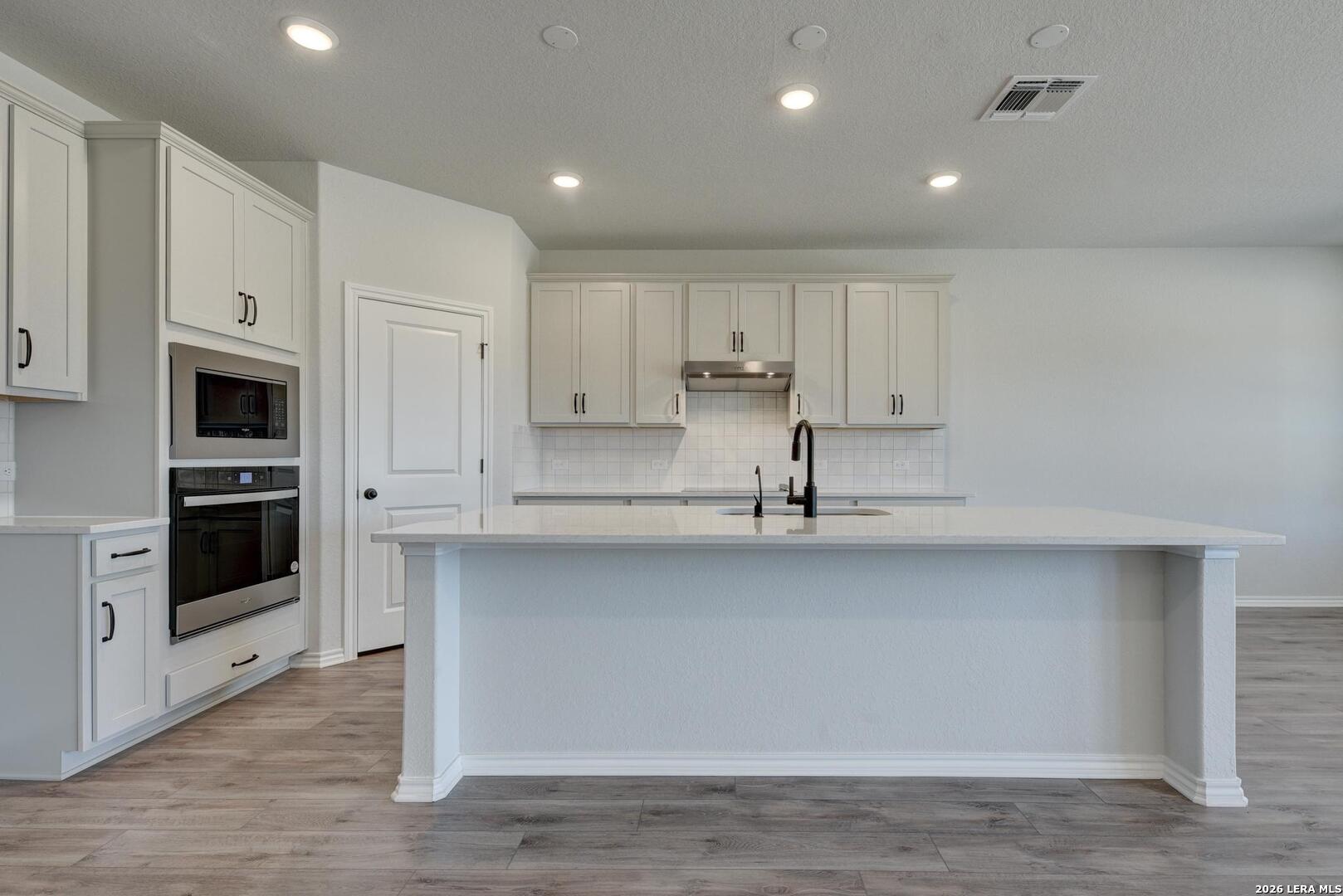 14239 Wolf View San Antonio TX 78252