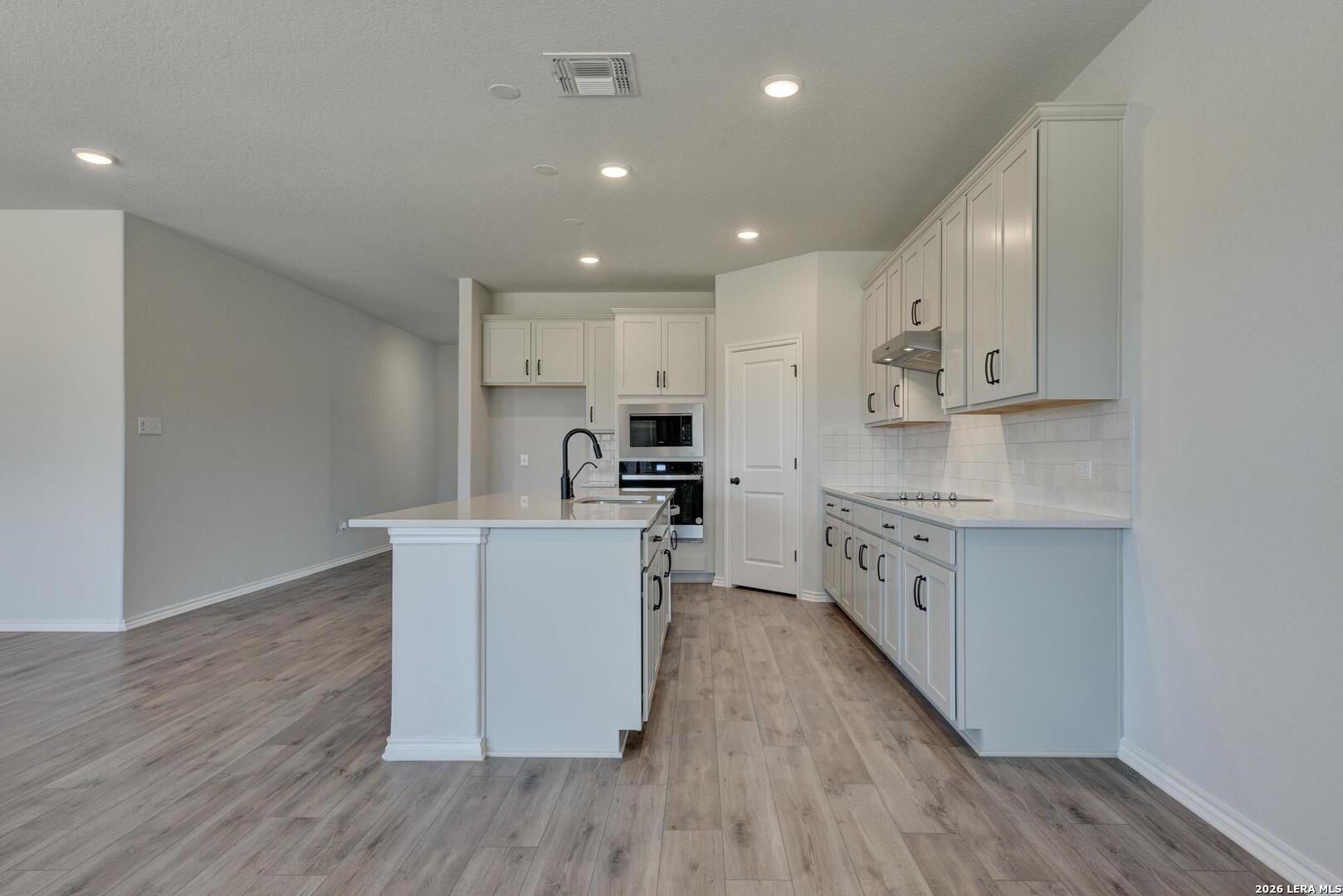 14239 Wolf View San Antonio TX 78252