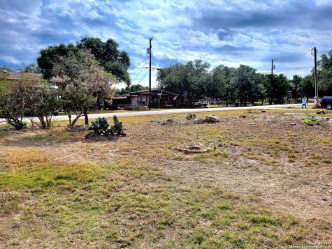 2566 Glenn Drive Canyon Lake TX 78133