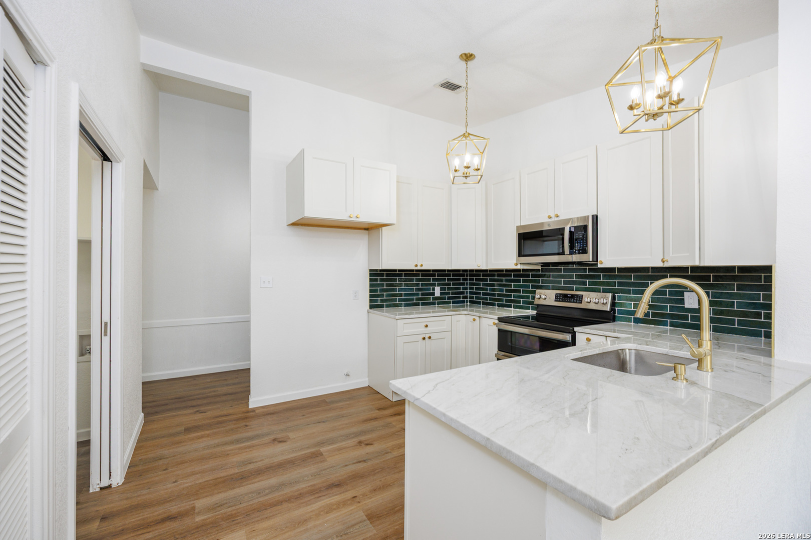 12238 Ecksminster San Antonio TX 78216