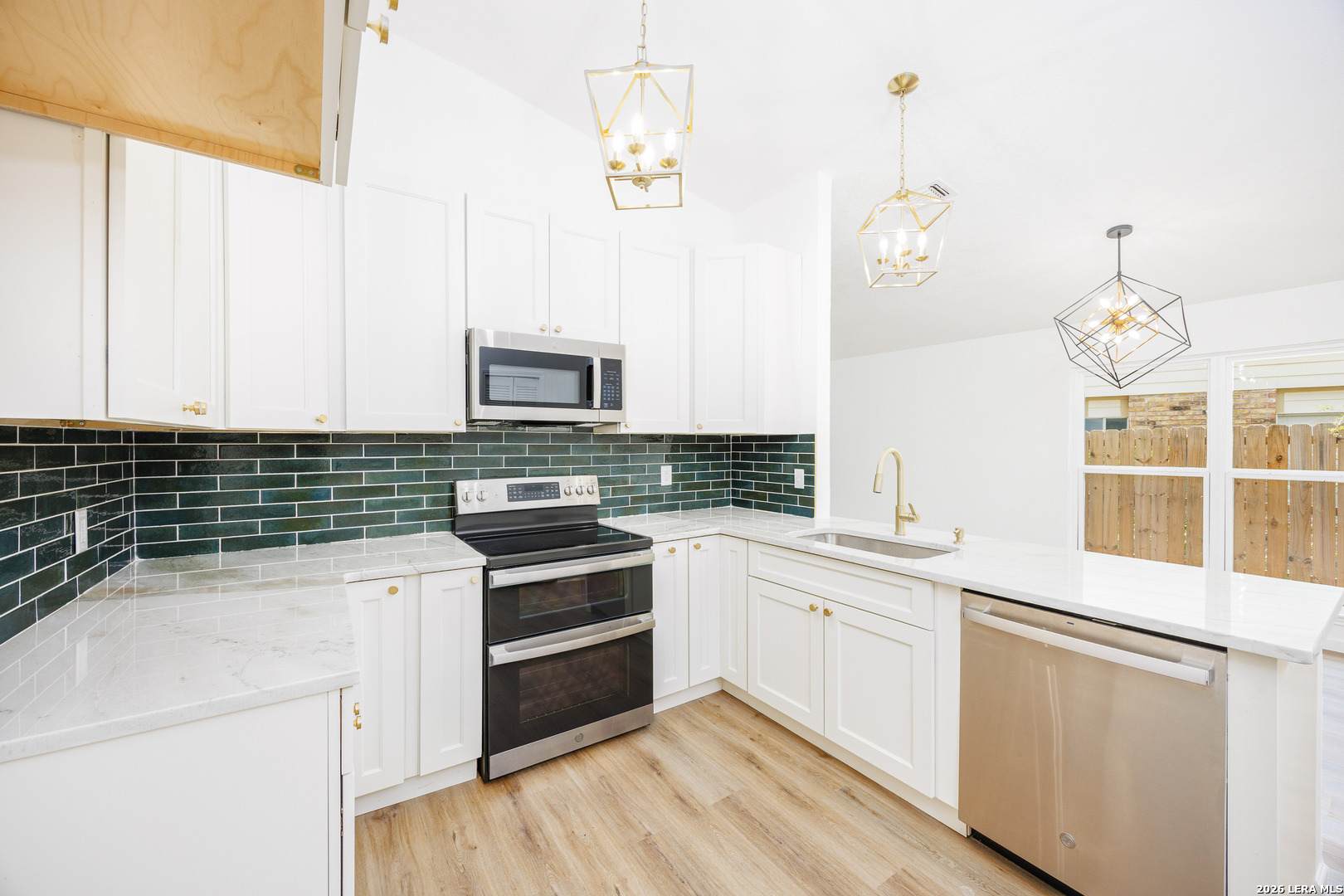 12238 Ecksminster San Antonio TX 78216