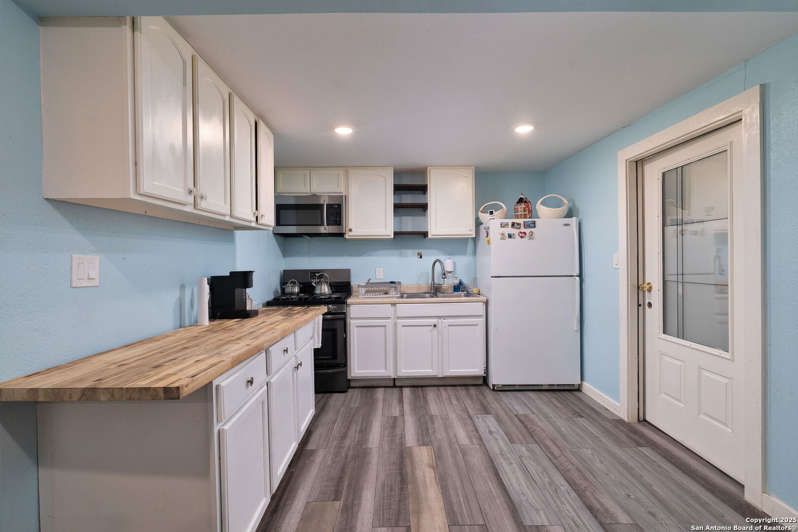 43 Leroux San Antonio TX 78207