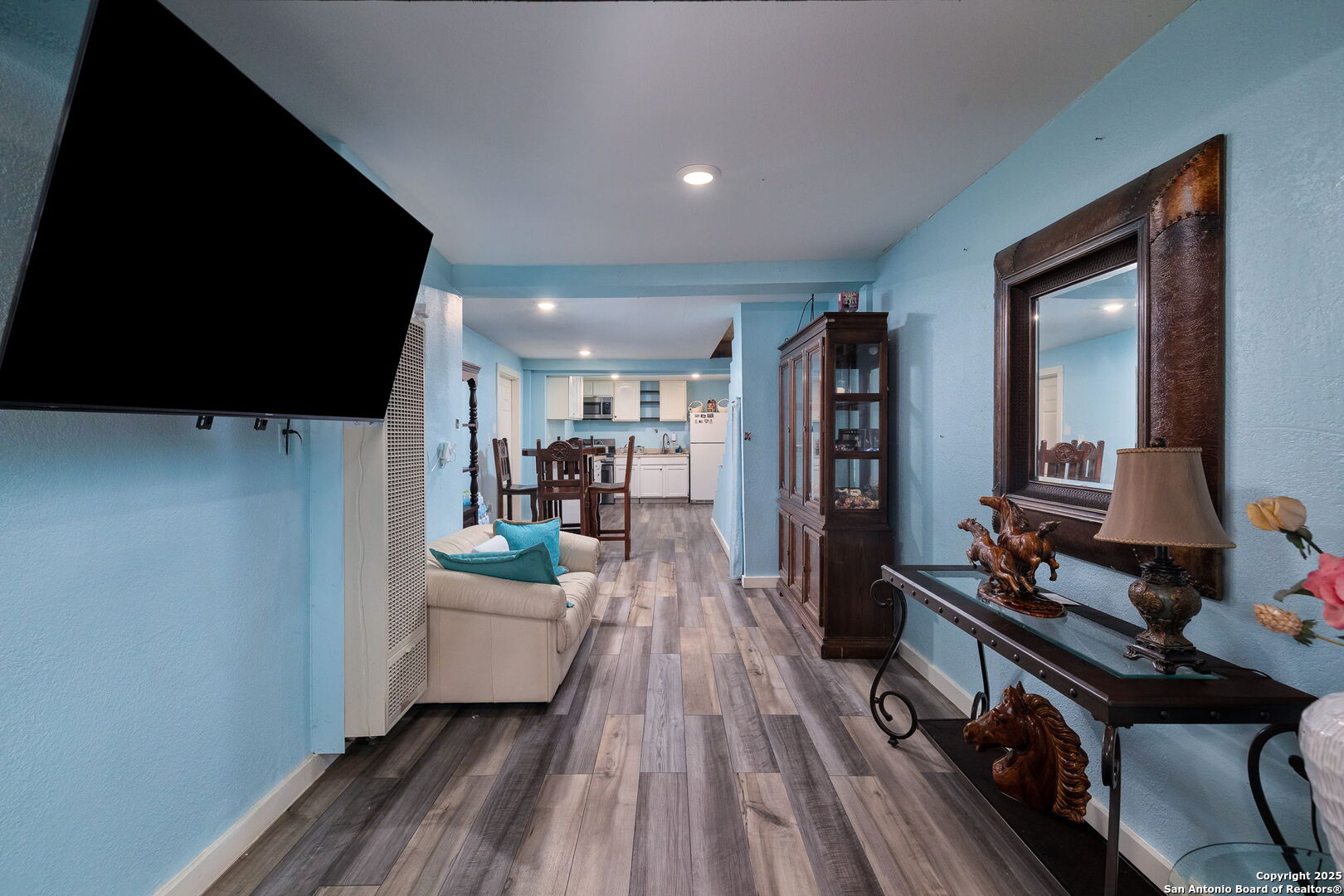 43 Leroux San Antonio TX 78207