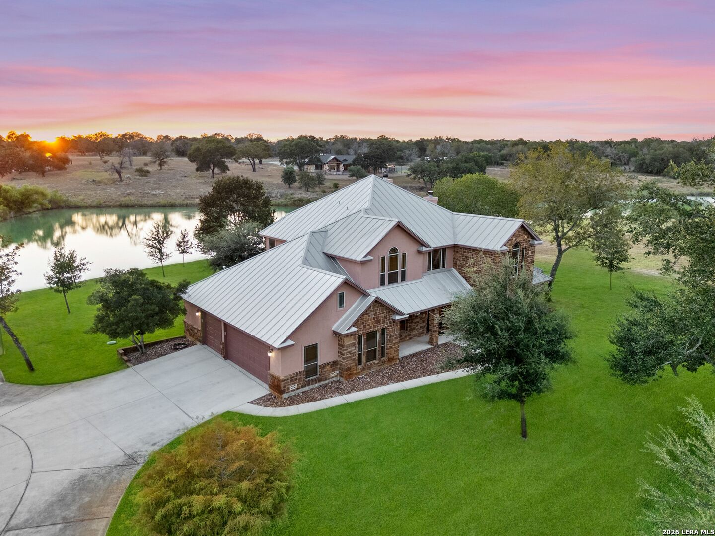177 Abrego Lake Drive Floresville TX 78114
