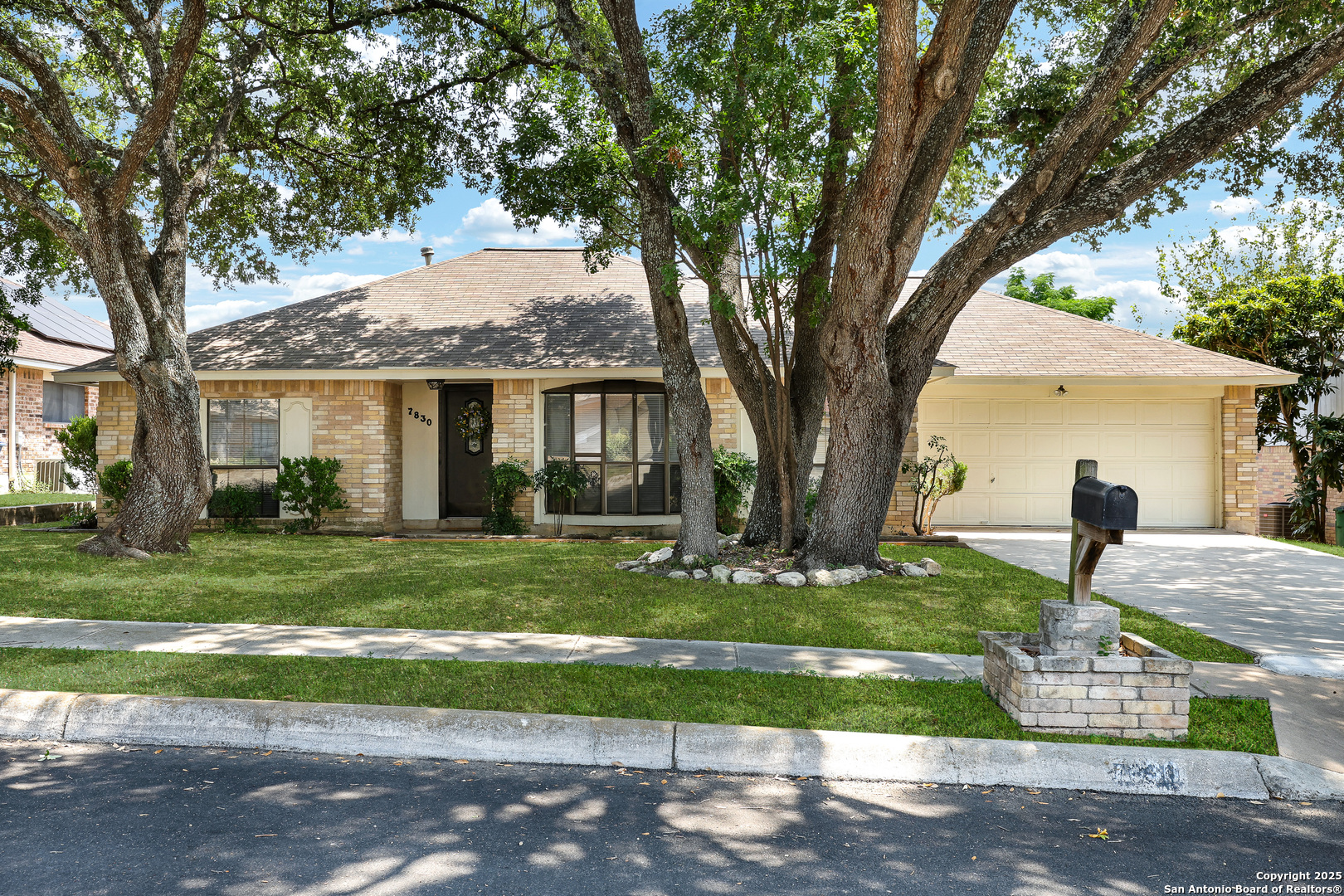 7830 Lark Ridge San Antonio TX 78250