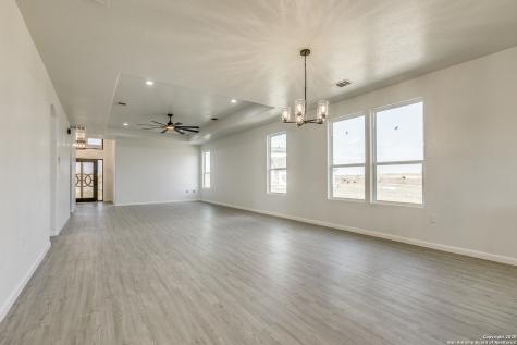 104 Flor Del Sol San Antonio TX 78264