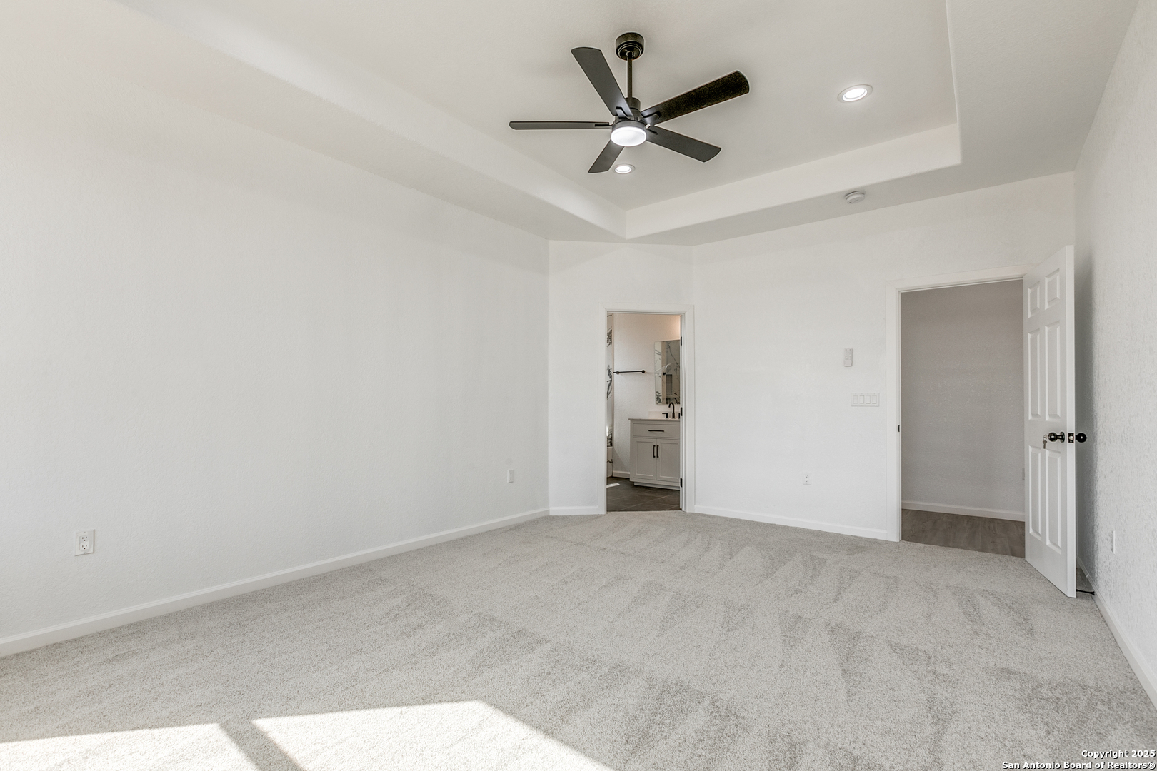 104 Flor Del Sol San Antonio TX 78264