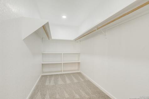 104 Flor Del Sol San Antonio TX 78264