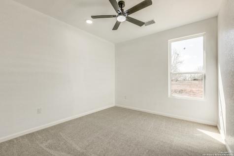 104 Flor Del Sol San Antonio TX 78264