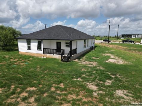 104 Flor Del Sol San Antonio TX 78264
